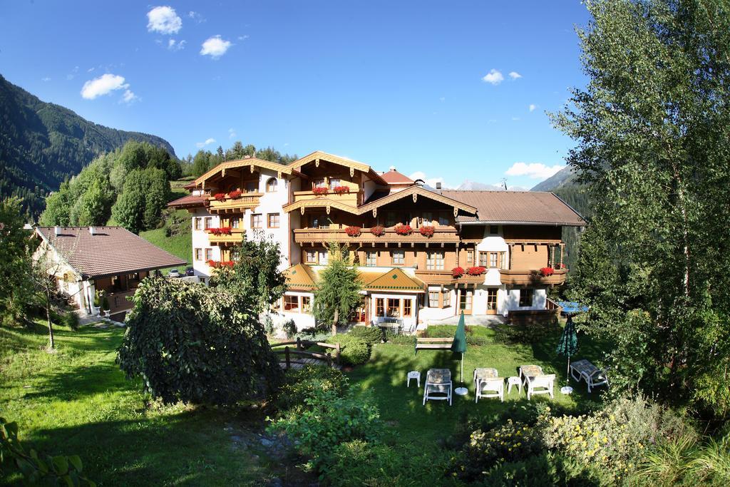 Hotel Dornauhof Finkenberg Eksteriør bilde